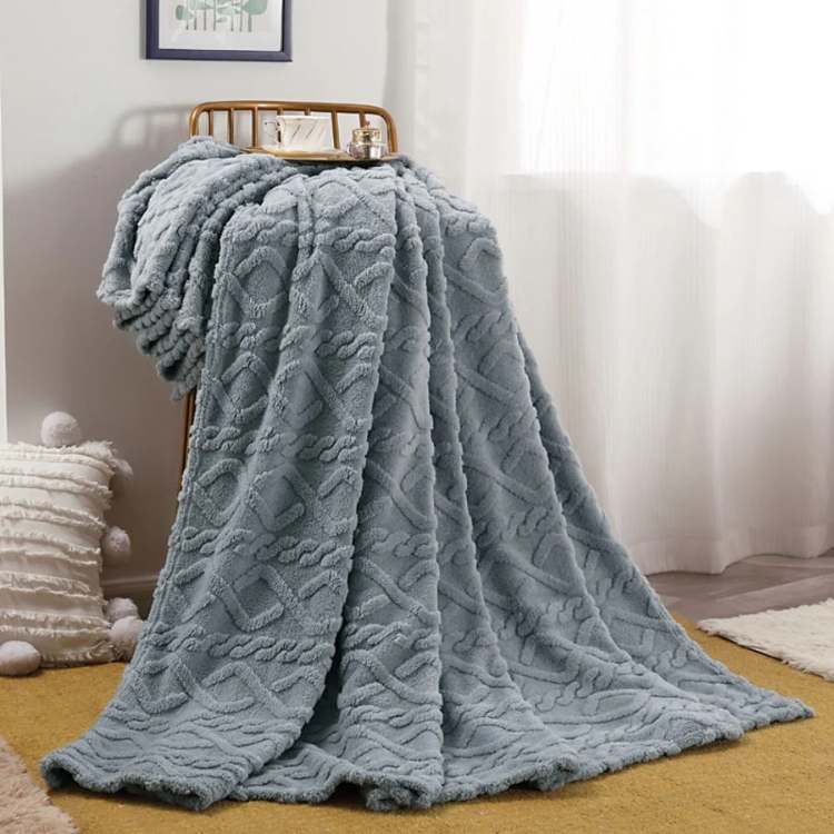 FeatherSoft Throw Blanket