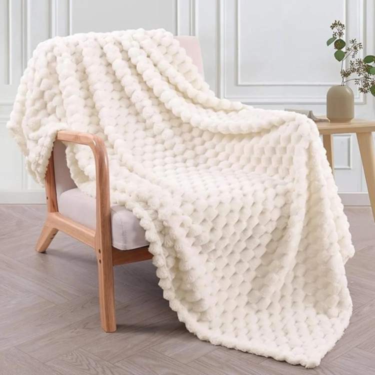 CloudHugs Marshmallow Throw Blanket