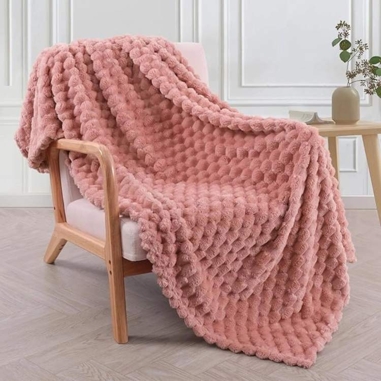 CloudHugs Marshmallow Throw Blanket