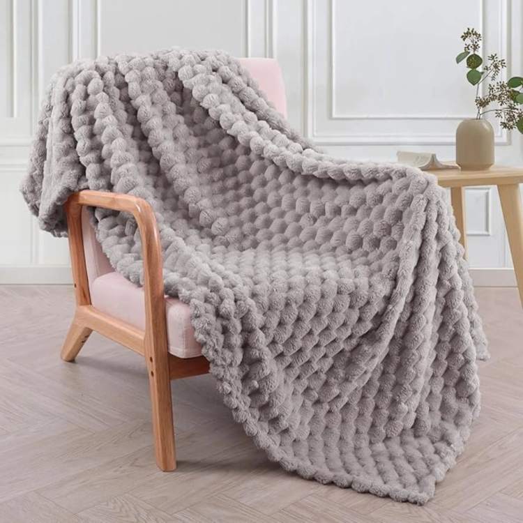 CloudHugs Marshmallow Throw Blanket