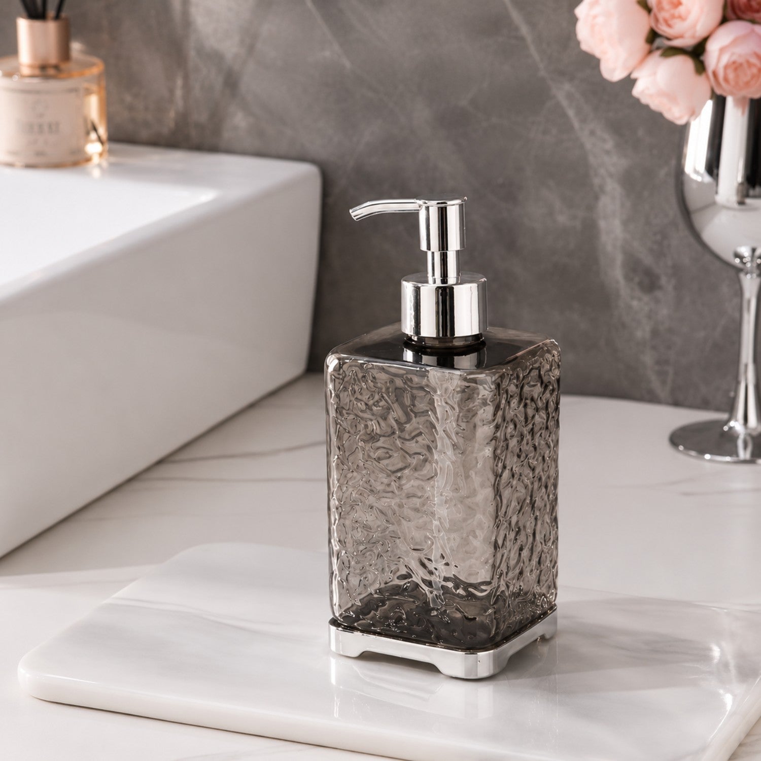 Refillable Acrylic Soap Dispenser Bottle