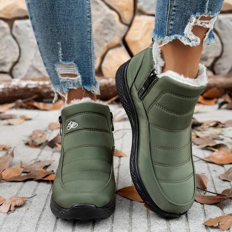 ArcticEase Women’s Snow Boots - Snow Boots - Wild Eye Vision