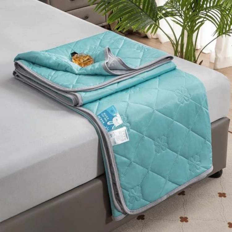 Summer Breeze Cooling Blanket - Cooling Blanket - Wild Eye Vision