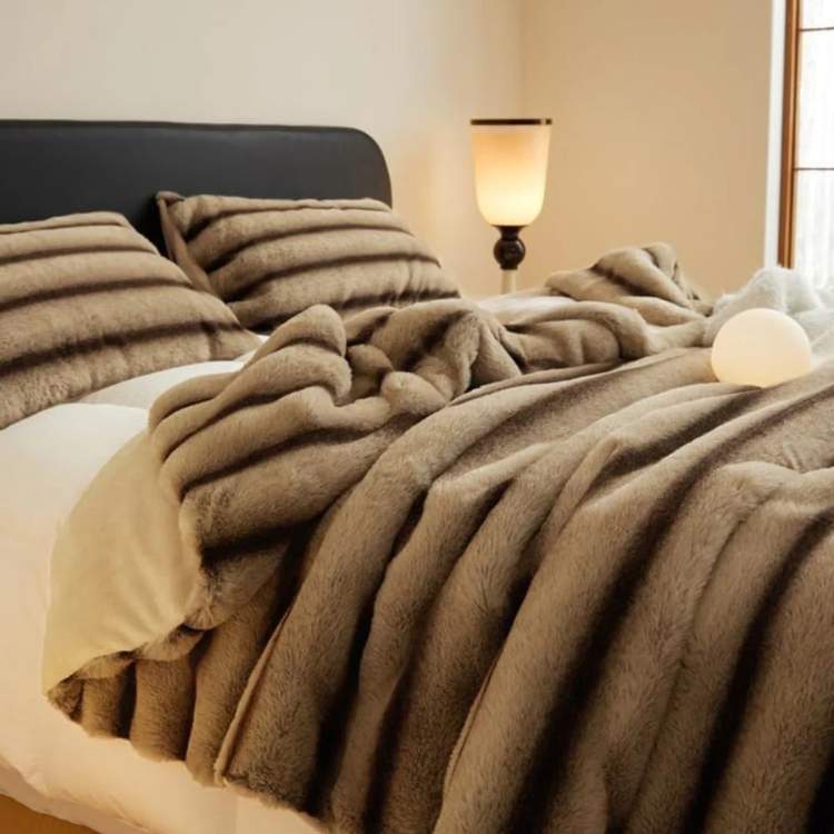 Premium Faux Rabbit Fur Throw Blanket
