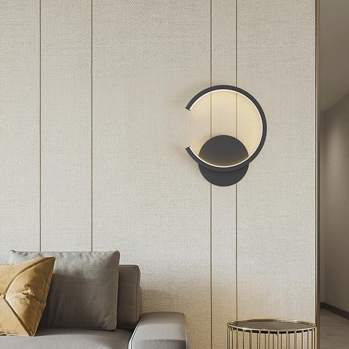 Adjustable Round LED Wall Lamp - Bedside Lamp - Wild Eye Vision