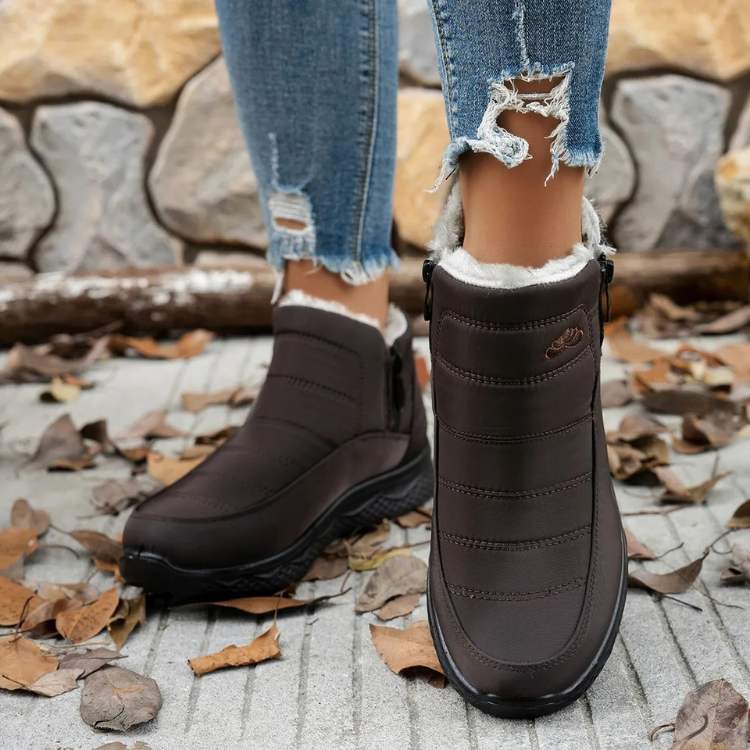 ArcticEase Women’s Snow Boots - Snow Boots - Wild Eye Vision