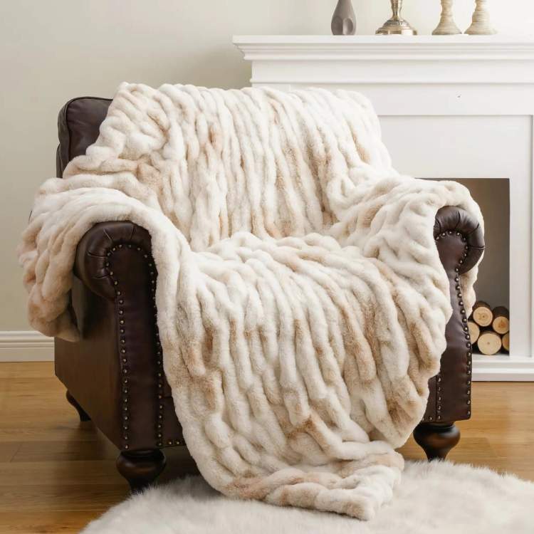 Chic Faux Fur Throw Blanket - Blanket - Wild Eye Vision