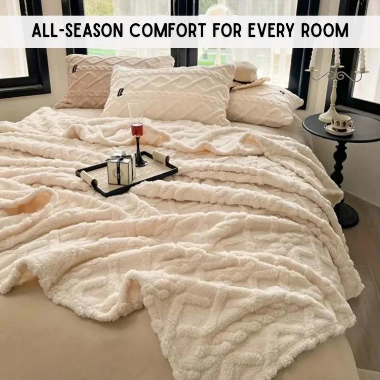 FeatherSoft Throw Blanket - Throw Blanket - Wild Eye Vision