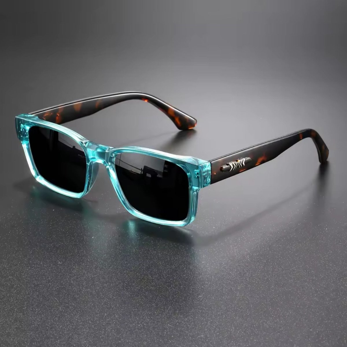 Men’s Retro Square Sunglasses - Vintage Sunglasses - Wild Eye Vision