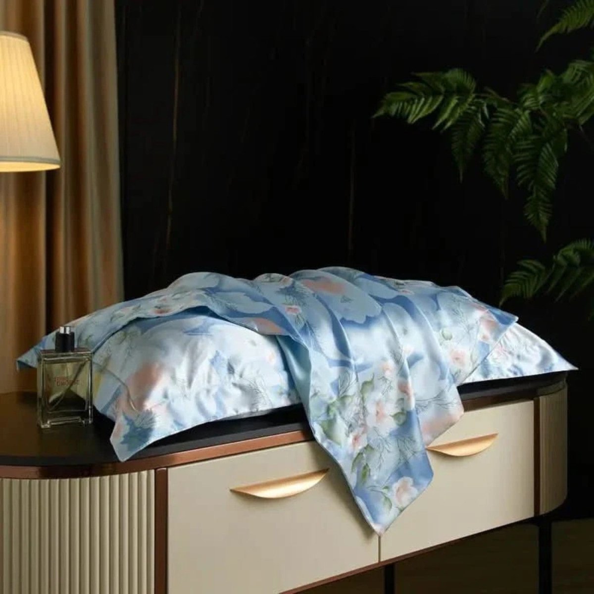 Mulberry Silk Pillowcase for Luxurious Sleep - Silk Pillowcase - Wild Eye Vision