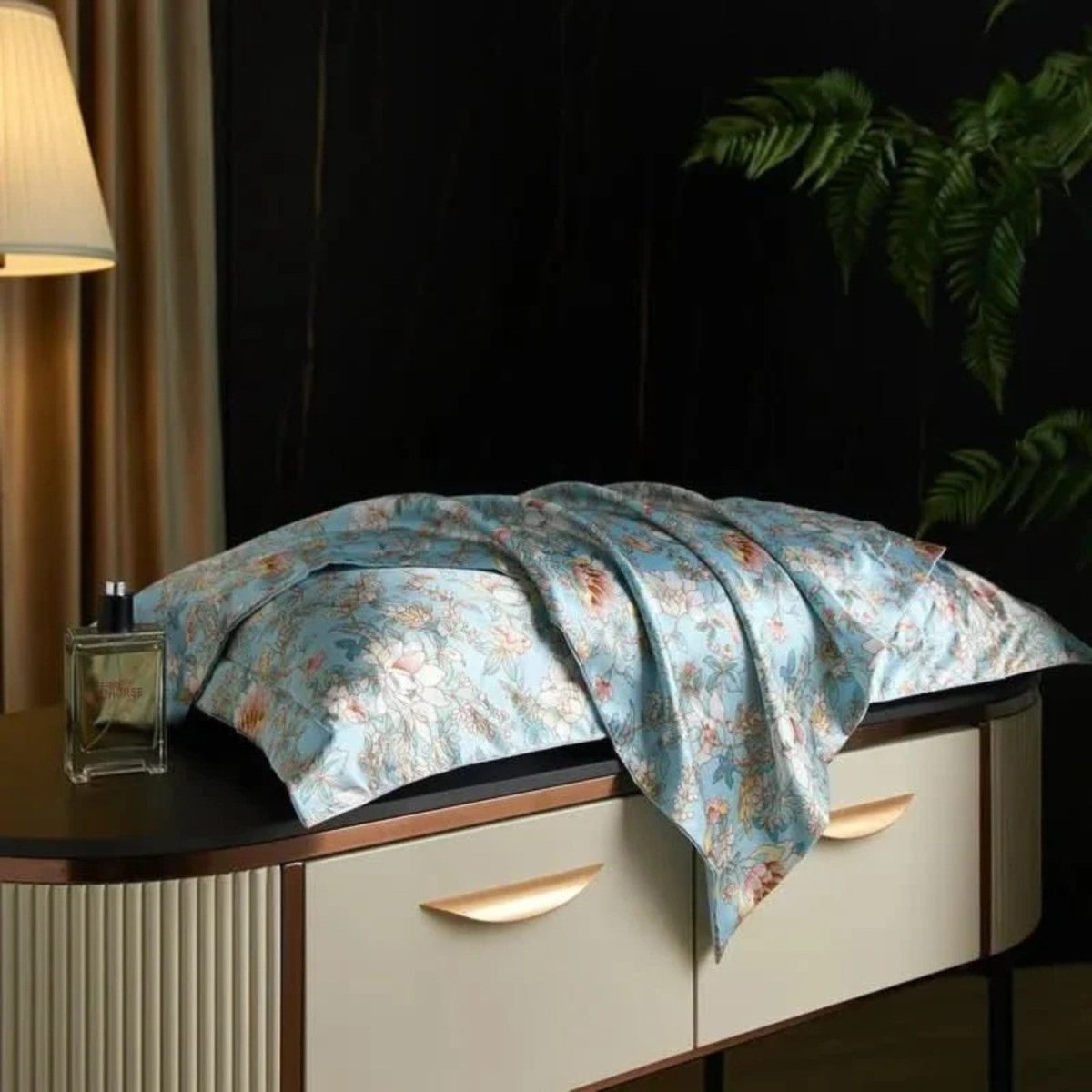 Mulberry Silk Pillowcase for Luxurious Sleep - Silk Pillowcase - Wild Eye Vision