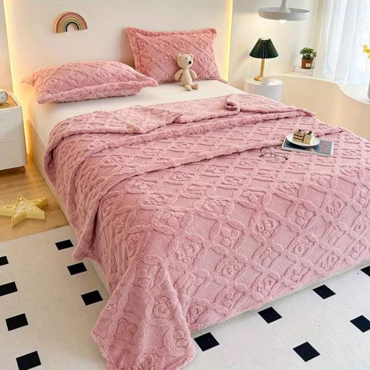 NatureTouch 3D Leaf Throw Blanket - Throw Blanket - Wild Eye Vision