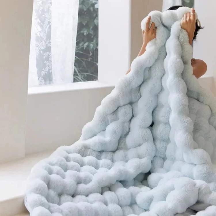 PlushHaven Faux Fur Weighted Blanket - Blanket - Wild Eye Vision