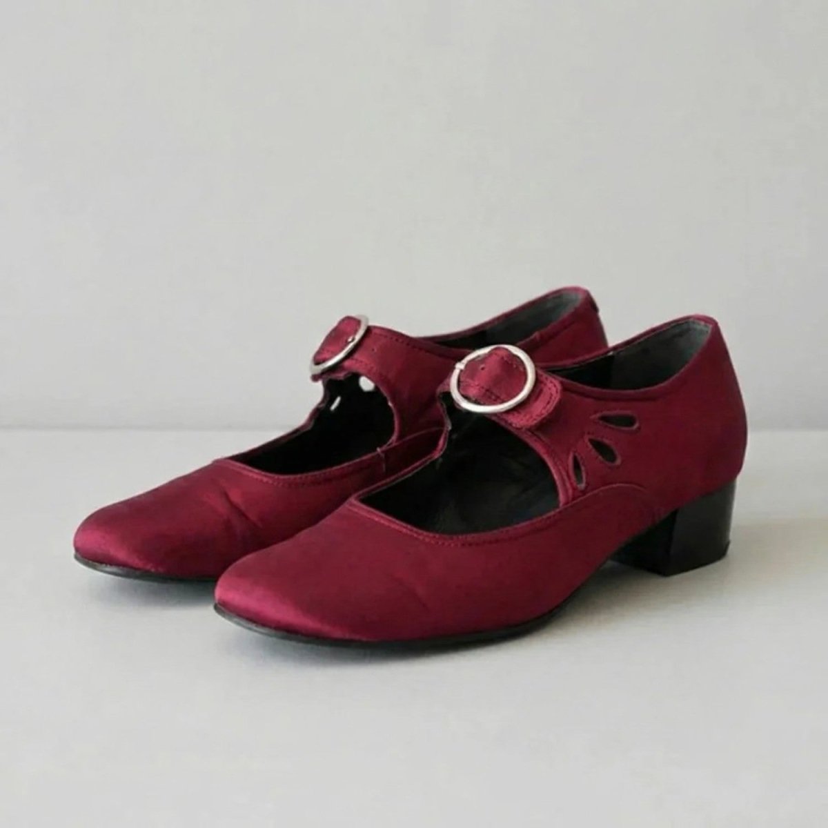 Stylish and Comfortable Buckled Sandals - Sandals - Wild Eye Vision